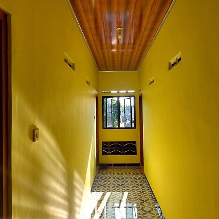 Griya Tugu Jogja Syariah Hotell Yogyakarta Exteriör bild