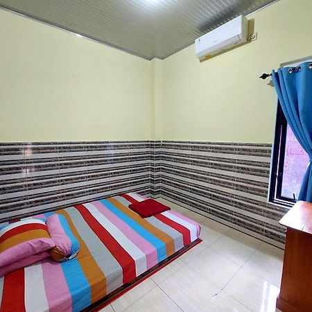 Griya Tugu Jogja Syariah Hotell Yogyakarta Exteriör bild