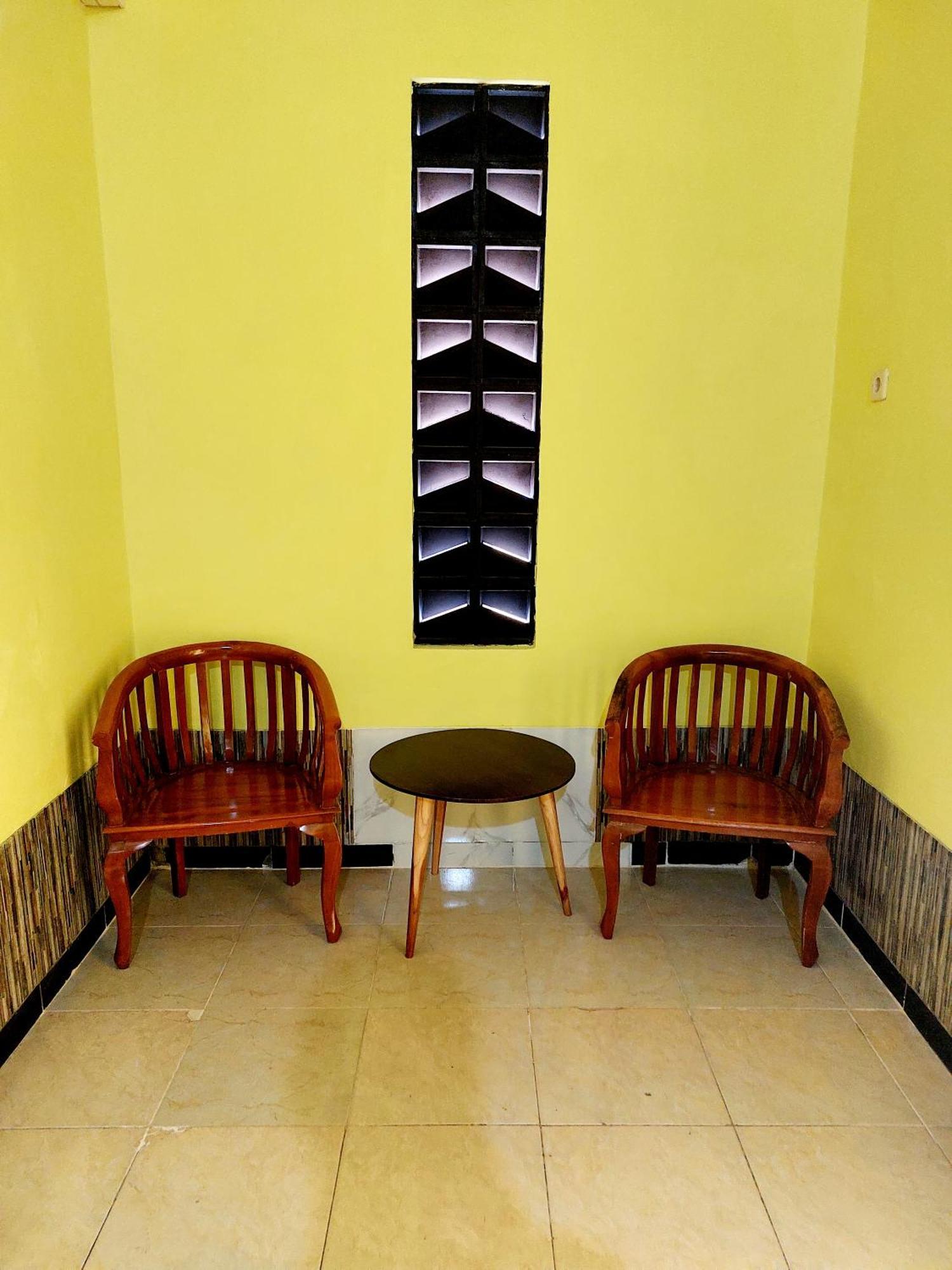 Griya Tugu Jogja Syariah Hotell Yogyakarta Exteriör bild